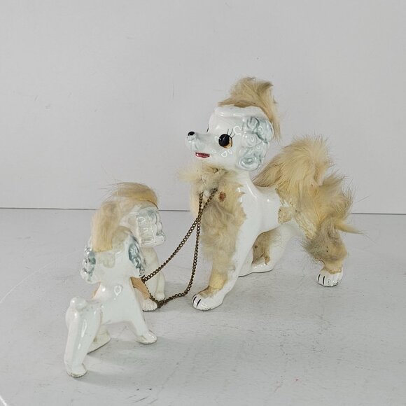 Vintage Ceramic Poodle Family Figurines Chain Fur Accents Japan - Picture 4 of 8